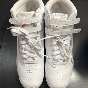 Reebok White Sneakers Classic High-Top Design